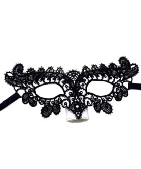 Antifaz en croche negro